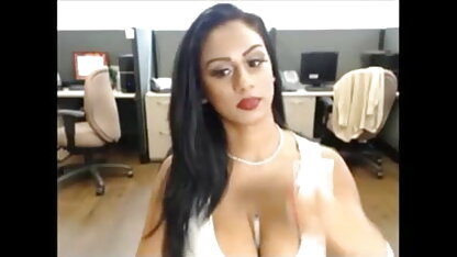 आदमी fucks इंग्लिश सेक्सी मूवी ब्लू उसे अच्छा गधा
