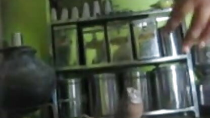 यूरोपीय दूधिया स्तन वॉल्यूम इंग्लिश फिल्म सेक्सी फुल 8