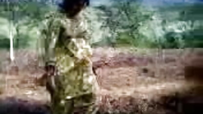 शरारती बिल्ली-काला मुर्गा नीचे इंग्लिश सेक्सी मूवी ब्लू