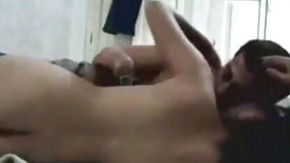 लैटिना इंग्लिश सेक्सी मूवी वीडियो booties पकड़ा